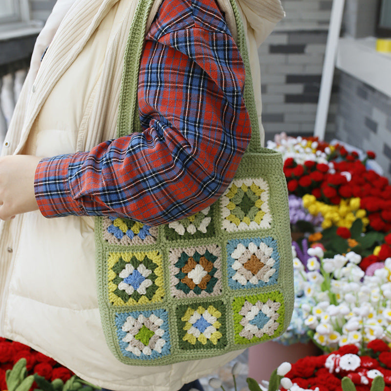 Women's Knit Shoulder Bag