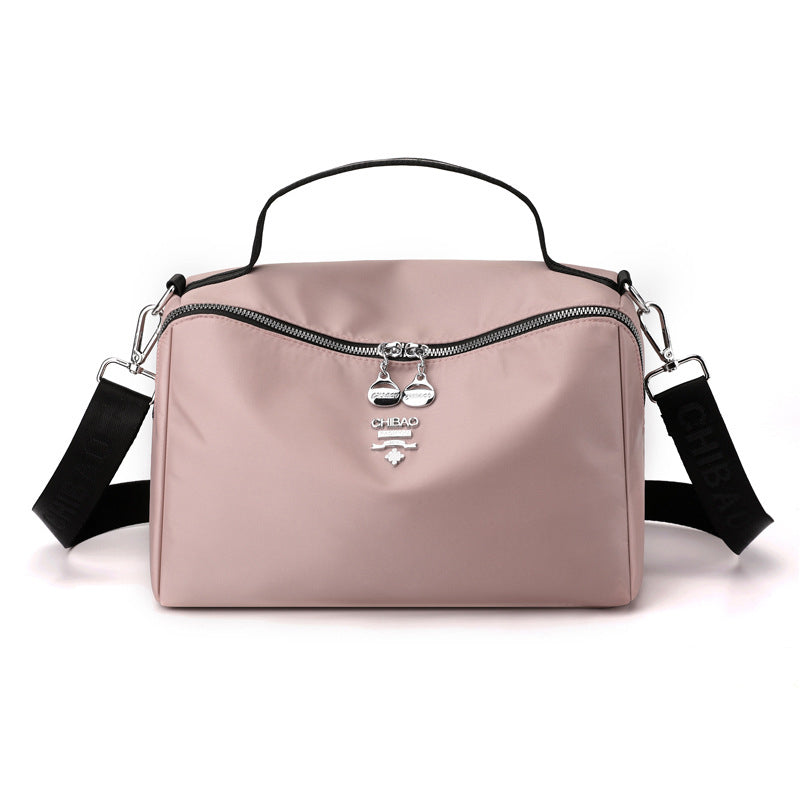 Leisure Nylon Shoulder Bag