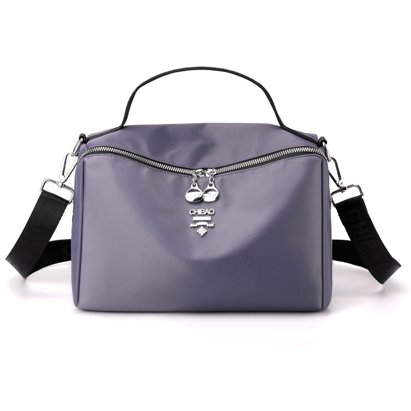 Leisure Nylon Shoulder Bag